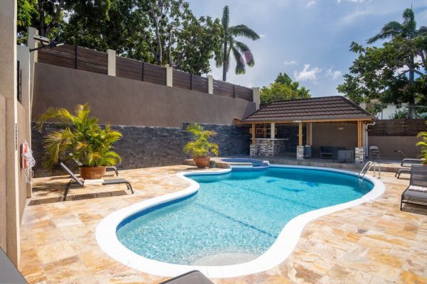 542a063d-f398-4d24-9bfc-4898606a4d2a