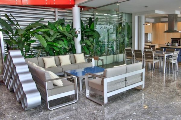 Screenshot_20250723_133714_Airbnb