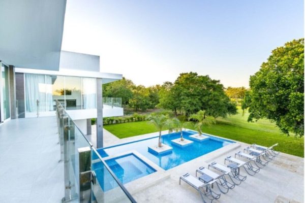 Screenshot_20250723_183524_Vrbo